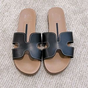 New Directions sandals